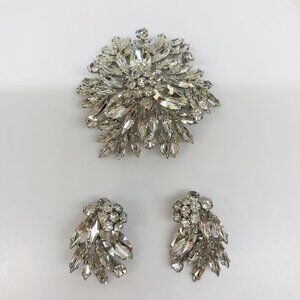 Mint Vintage Sherman Signed Rhodium Rhinestone Brooch And Earrings Set